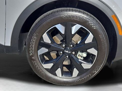 Certified 2023 Kia Sportage X-Line w/ X-Line Premium Package image 6