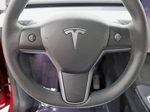 Used 2023 Tesla Model Y Long Range AWD/4WD image 16