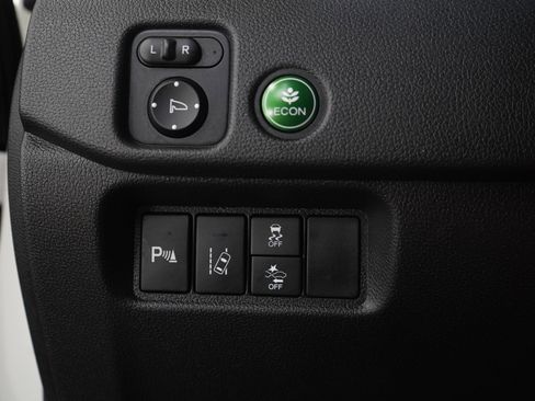 Used 2017 Honda Pilot Touring image 30