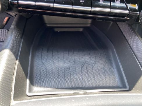 Used 2024 Chevrolet Equinox EV RS w/ LPO, All-Weather Mat Package AWD/4WD image 37
