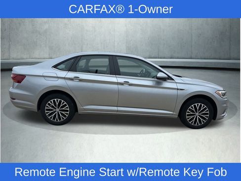 Used 2019 Volkswagen Jetta SEL image 4