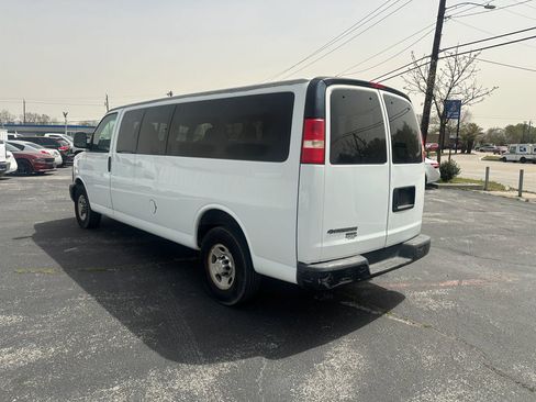 Used 2013 Chevrolet Express 3500 LS image 7
