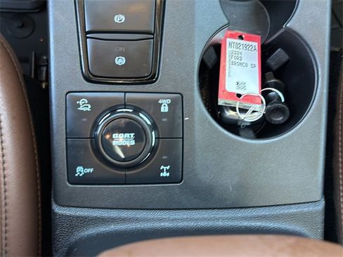 Used 2024 Ford Bronco Sport Badlands w/ Premium Package image 27