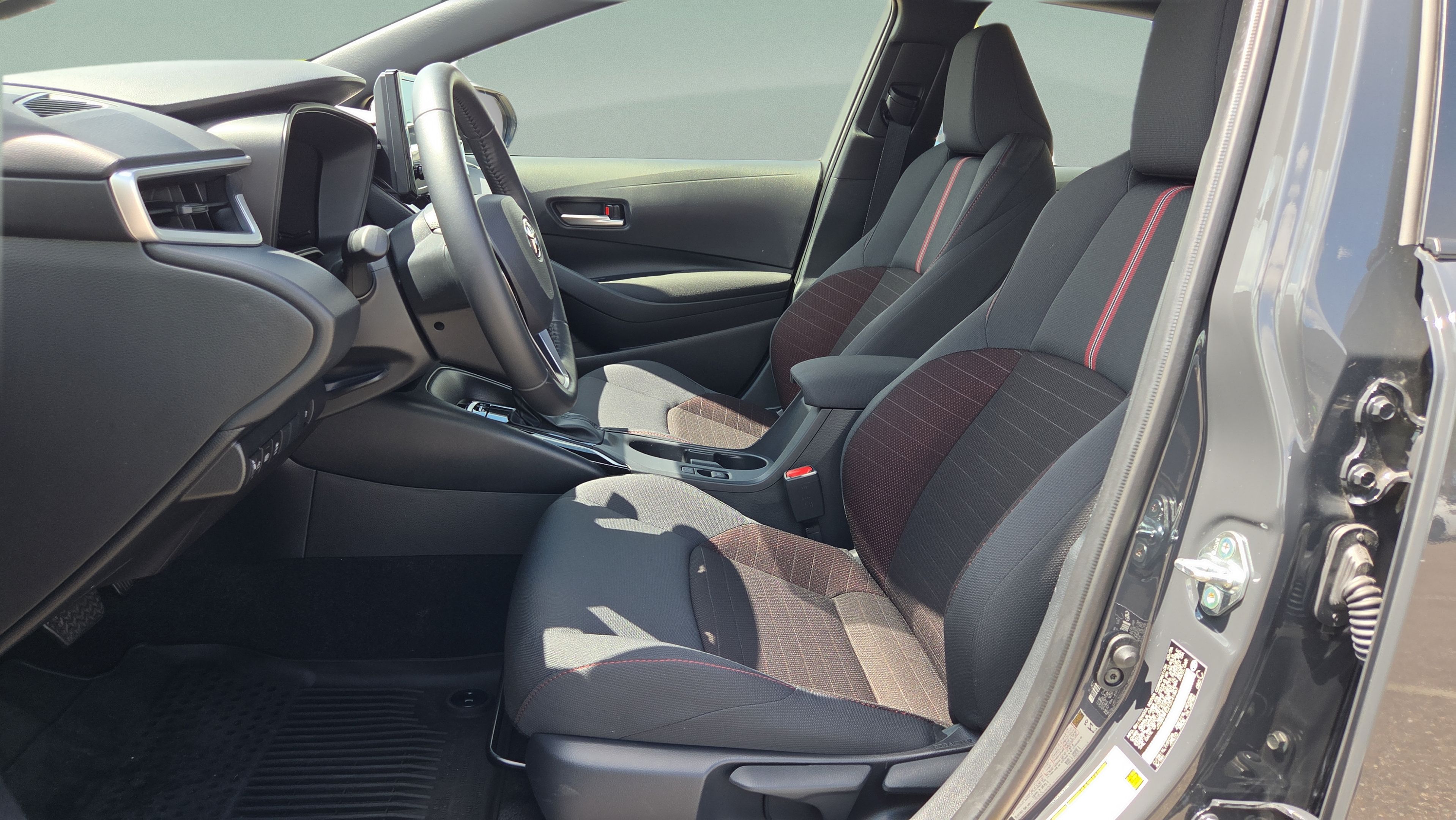 Certified 2026 Toyota Corolla SE FWD image 9
