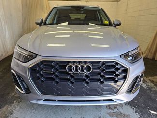 Used 2023 Audi Q5 2.0T Premium Plus w/ Premium Plus Package AWD/4WD video 3