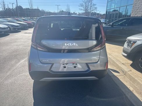 Certified 2025 Kia Soul LX image 13