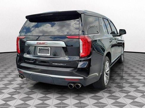 Used 2021 GMC Yukon Denali w/ Denali Premium Package AWD/4WD image 6