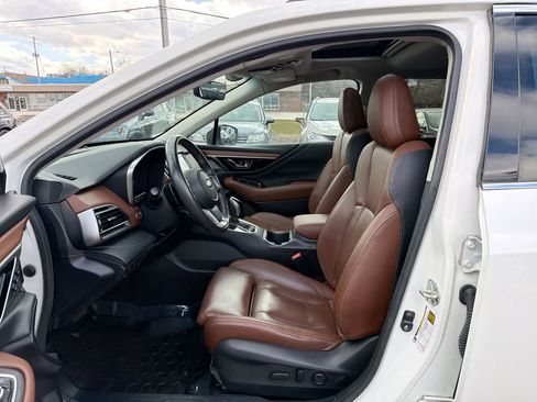 Used 2020 Subaru Outback Touring w/ Popular Package #2 image 21