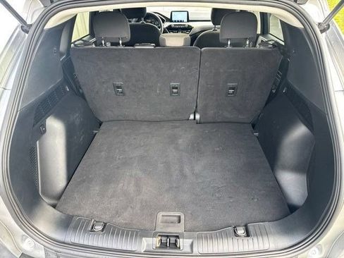 Used 2022 Ford Escape SE w/ SE Sport Appearance Package FWD image 42