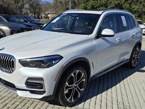 Used 2022 BMW X5 sDrive40i image 9
