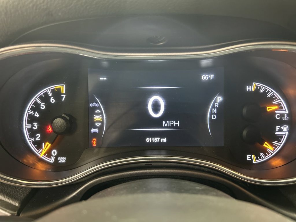 Used 2018 Jeep Grand Cherokee Laredo AWD/4WD image 13