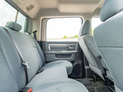 Used 2017 RAM 2500 SLT AWD/4WD image 37