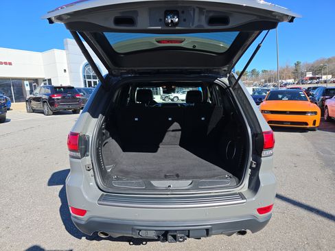 Used 2021 Jeep Grand Cherokee Trailhawk w/ Trailhawk Luxury Group image 5