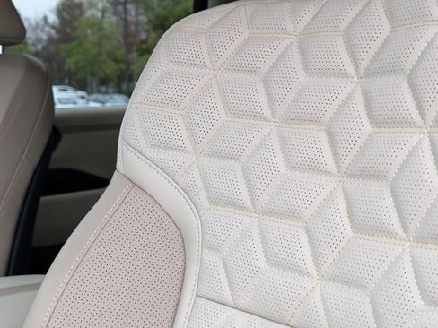 New 2026 Nissan Armada Platinum image 17