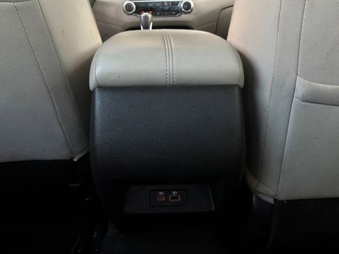 Used 2025 Nissan Altima 2.5 SV FWD image 13