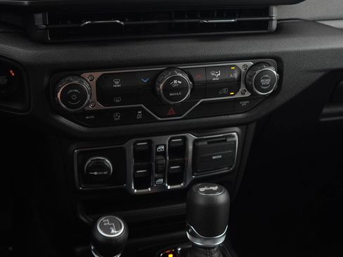 New 2025 Jeep Wrangler Sport S image 47