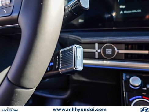 New 2026 Hyundai Santa Fe Limited FWD image 27