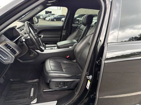 Used 2018 Land Rover Range Rover Sport HSE AWD/4WD image 17