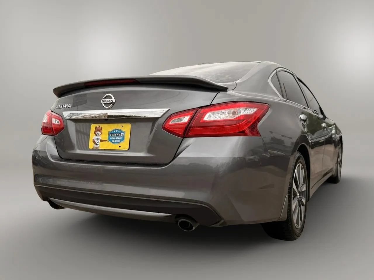 Used 2016 Nissan Altima 2.5 SL w/ 2.5 Technology w/LED Package FWD image 14