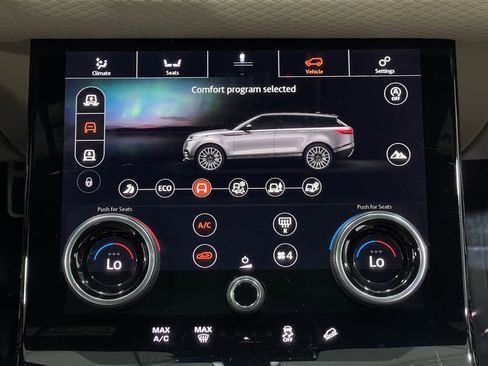 Used 2018 Land Rover Range Rover Velar R-Dynamic SE AWD/4WD image 25