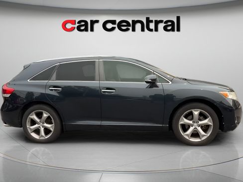 Used 2015 Toyota Venza XLE AWD/4WD image 6