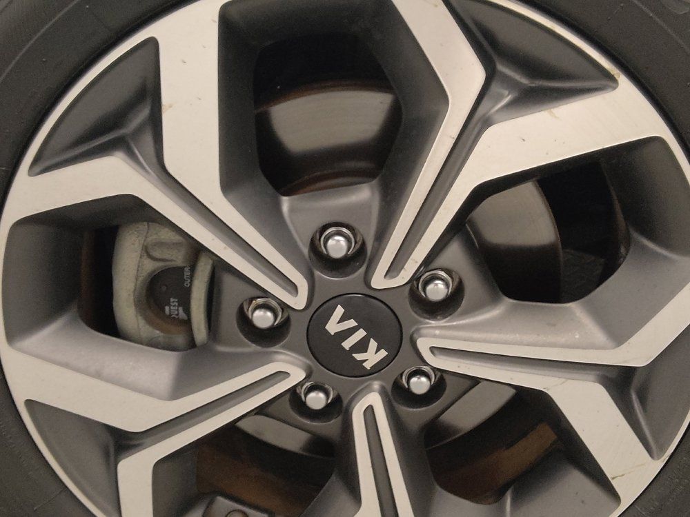Used 2019 Kia Forte LXS FWD image 31