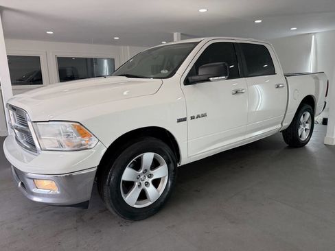 Used 2009 Dodge Ram 1500 Truck SLT w/ Big Horn Regional Pkg image 2