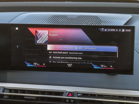 Used 2023 BMW iX xDrive50 w/ Premium Package AWD/4WD image 18