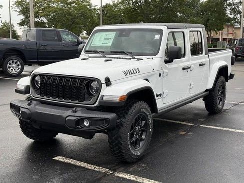 New 2025 Jeep Gladiator Willys image 9