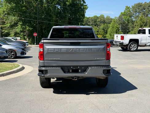 Used 2020 Chevrolet Silverado 1500 Custom w/ Custom Value Package RWD image 6