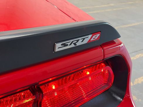 Used 2009 Dodge Challenger SRT8 image 38