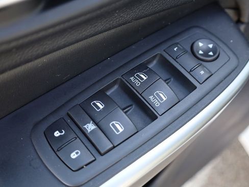 Used 2020 Jeep Cherokee High Altitude image 12