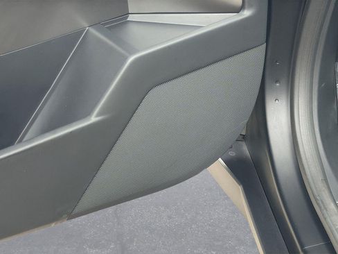 Used 2024 Tesla Cybertruck AWD Crew Cab image 21