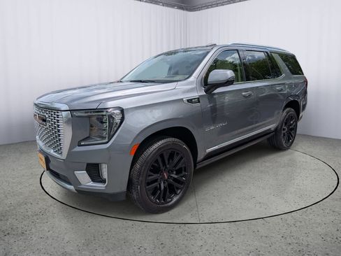 Certified 2021 GMC Yukon Denali w/ Denali Premium Package AWD/4WD image 6