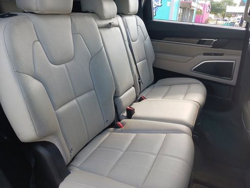 Used 2020 Kia Telluride EX FWD image 18