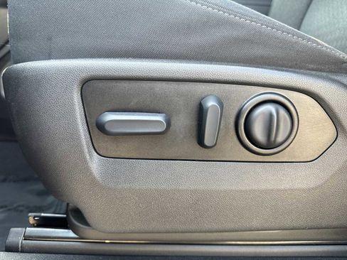 Used 2022 Chevrolet Silverado 1500 LT Trail Boss w/ Safety Package image 22