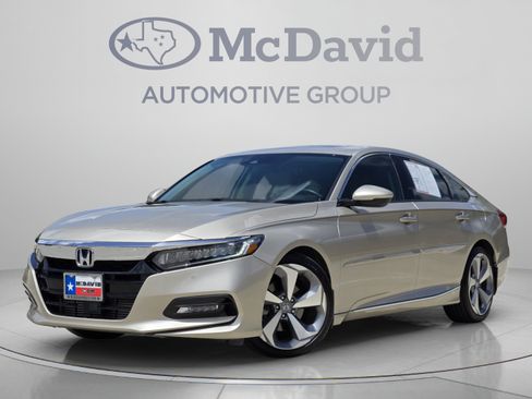 Used 2018 Honda Accord Touring image 1