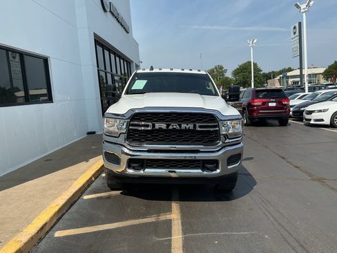Used 2019 RAM 2500 Tradesman AWD/4WD image 3