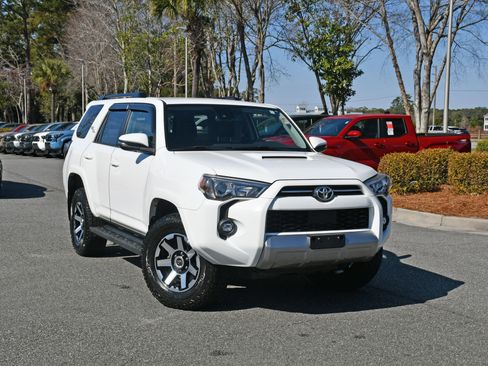 Certified 2022 Toyota 4Runner TRD Off-Road Premium image 6