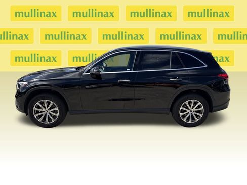 Used 2024 Mercedes-Benz GLC 300 4MATIC image 9