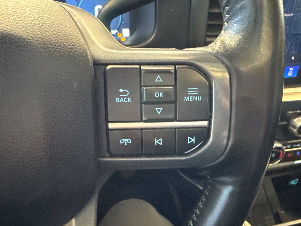 Used 2023 Ford F350 Lariat w/ Lariat Ultimate Package AWD/4WD image 17