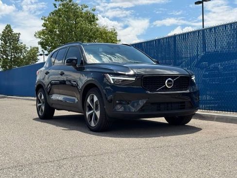 New 2025 Volvo XC40 B5 Plus w/ Protection Package Premier image 1