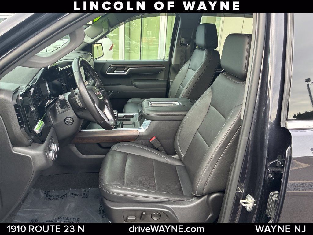 Used 2022 GMC Sierra 1500 SLT w/ SLT Convenience Package AWD/4WD image 11