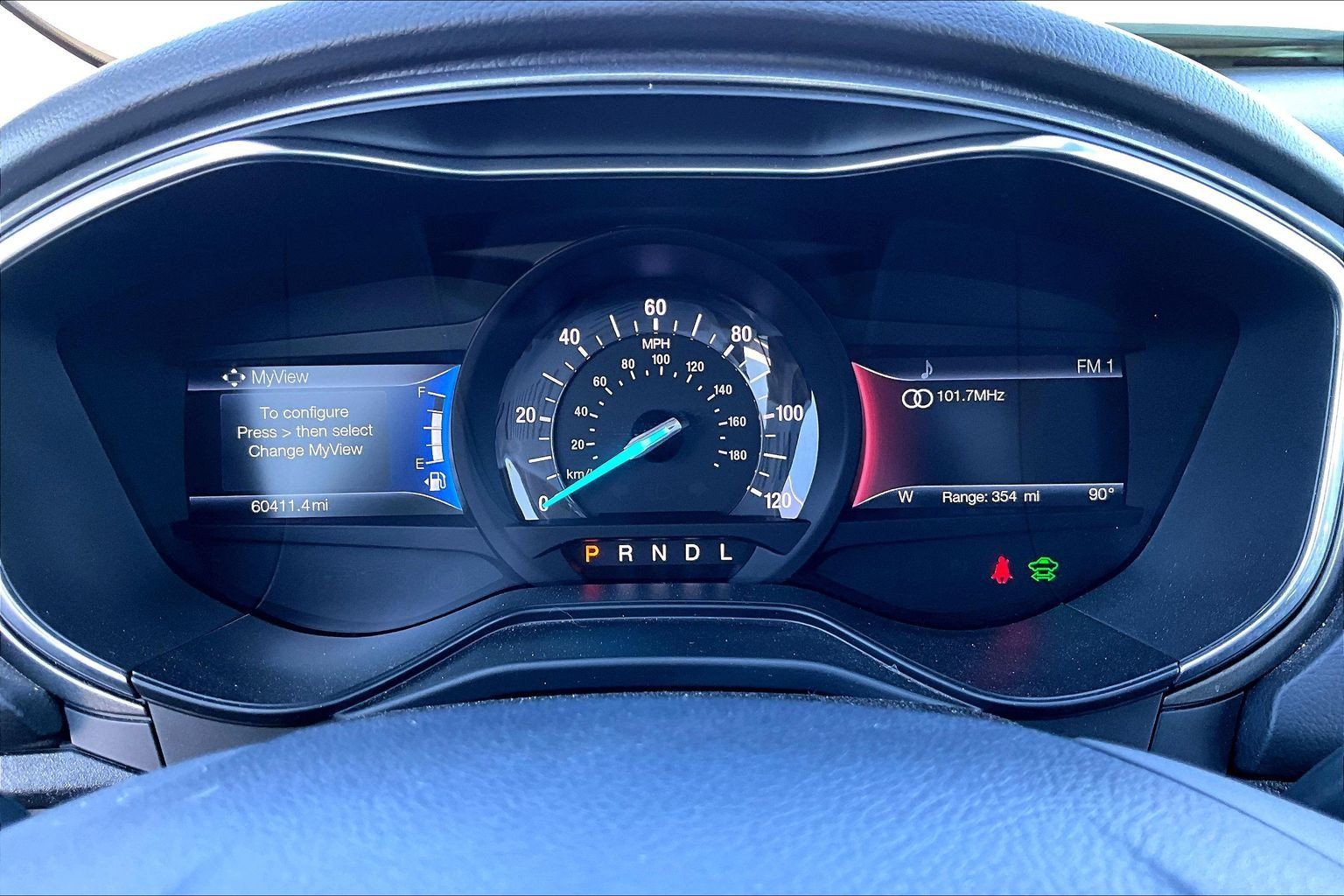 Used 2020 Ford Fusion SE FWD image 21