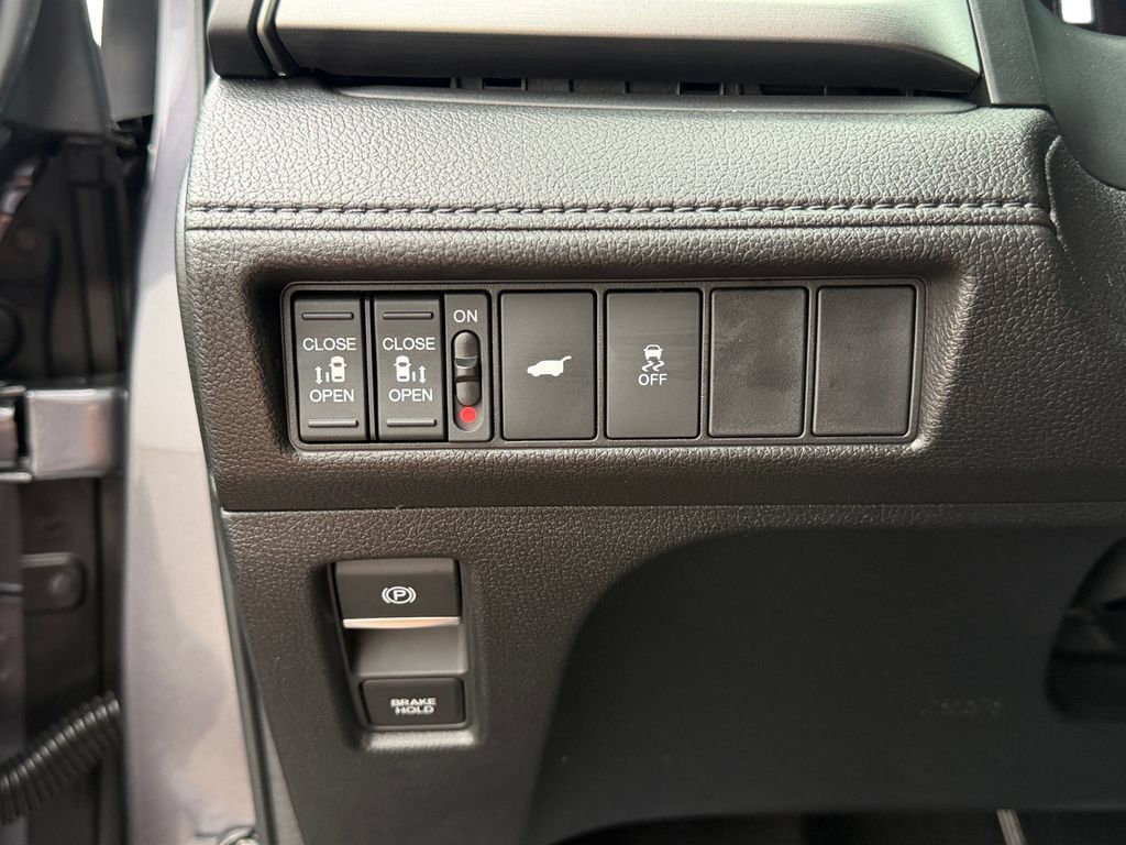 Used 2026 Honda Odyssey EX-L image 14