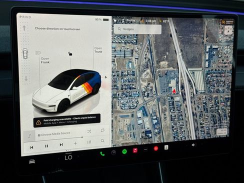 Used 2026 Tesla Model Y Long Range image 21