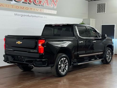 Used 2024 Chevrolet Silverado 1500 High Country image 3