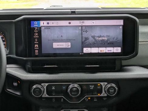 New 2026 Jeep Gladiator Sport AWD/4WD image 18