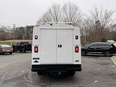 Used 2021 Chevrolet Express 3500 w/ Power Convenience Package image 3