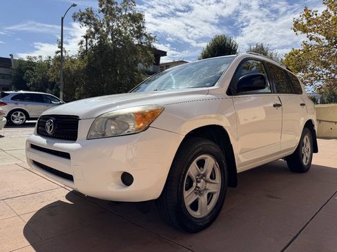 Used 2007 Toyota RAV4 4WD image 3